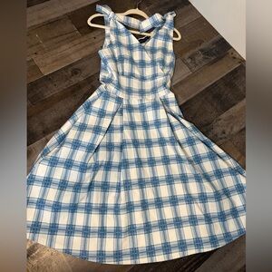 Gown Town Blue‎ & White Plaid Fit and Flare Dress Sleeveless Size M